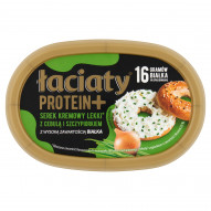 Łaciaty Protein+ Serek kremowy lekki z cebulą i szczypiorkiem 135 g 